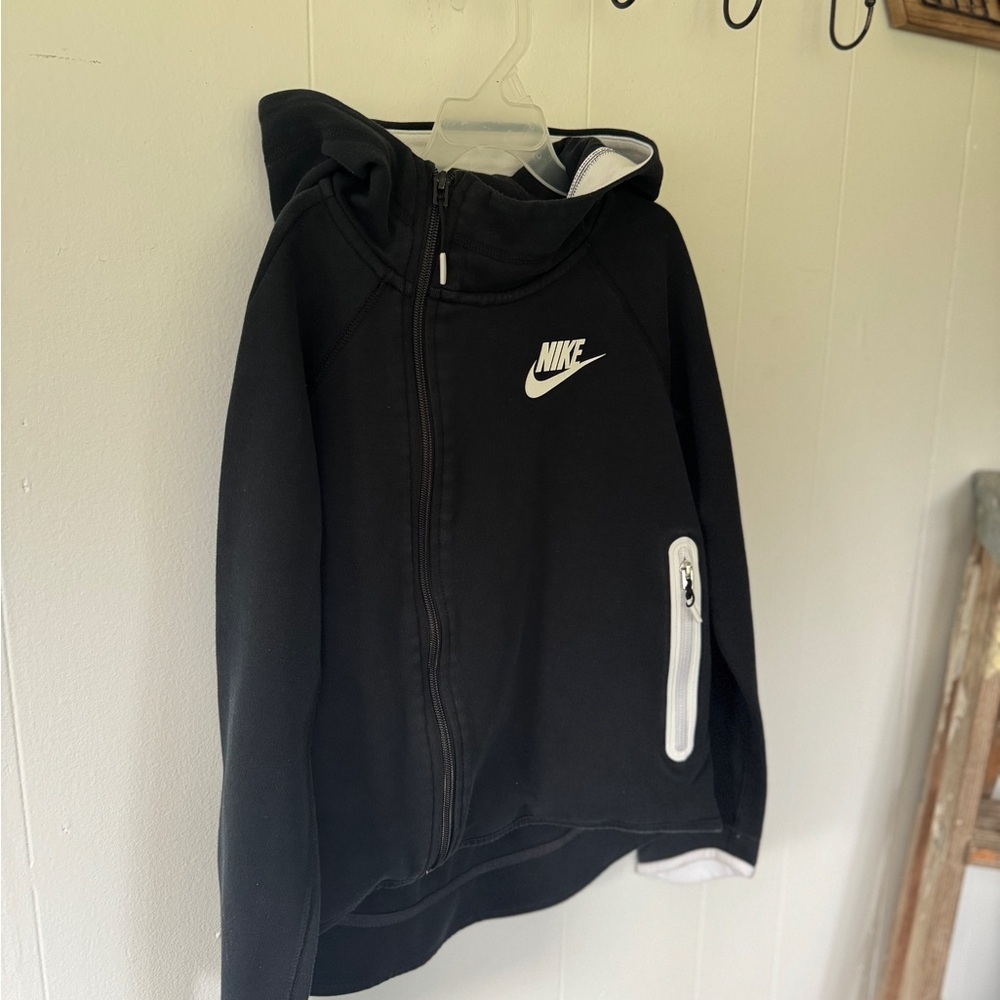 🖤 Nike Tech Asymmetrical Zip Hoodie | Kids M | Black 🤍✨ - Picture 5 of 8